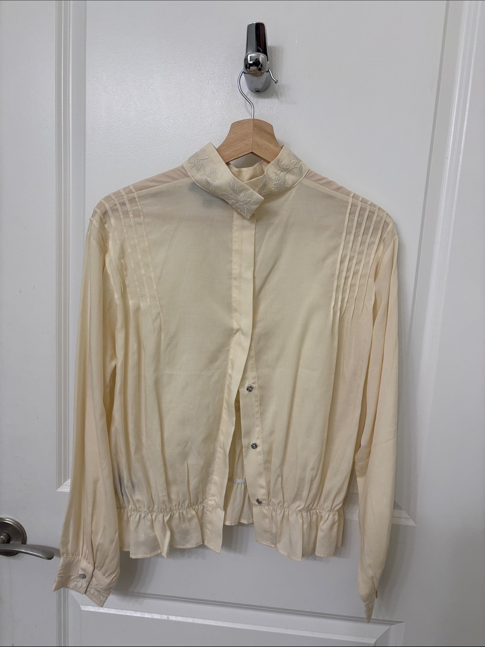 NWOT Lively Ghosts Viago Blouse - Women's S - Picture 5 of 8
